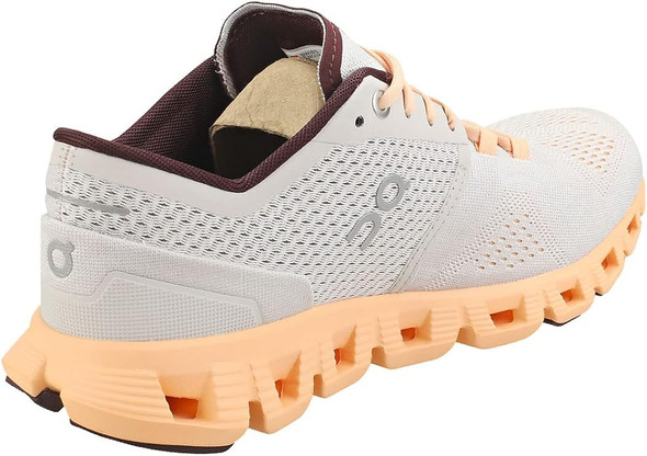 40.99699 On Running Women's Cloud X Sneakers SILVER/ALMOND 8.5