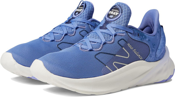 New Balance Women's Fresh Foam Roav V2 Sneaker - Size 6.5 - BLUE/BLUE