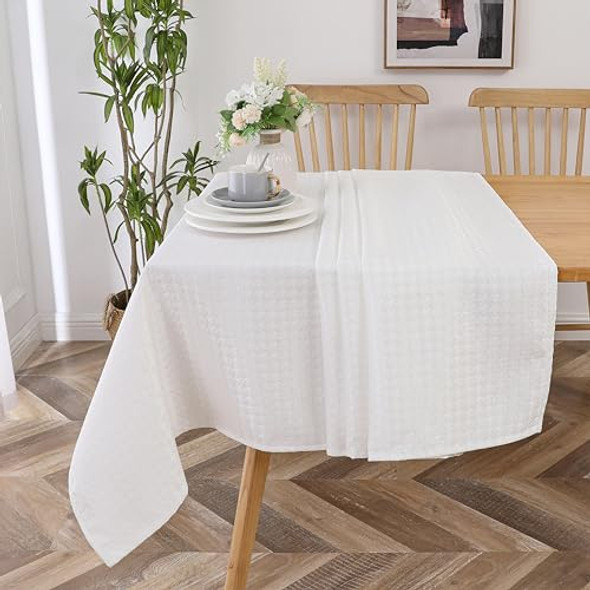 MAGESTIC GIFTWARE TABLECLOTH, JACQUARD, 60" X 90" - HOUNDSTOOTH WHITE