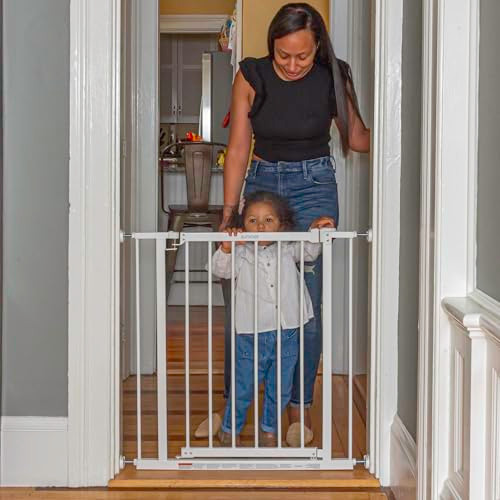 Summer Infant Everywhere Extra Wide Walk-Thru Safety Pet and Baby Gate, 28.75"