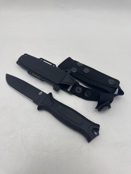 Gerber Gear StrongArm Fixed-Blade Camping & Hunting Knife 30-001038N - Black