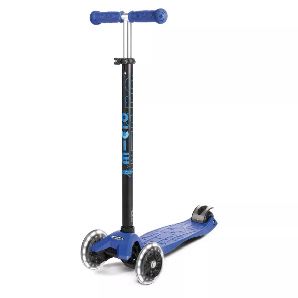 MICRO KICKBOARD MAXI KICK SCOOTER WITH LED LIGHTS - BLUE MICRO KICKBOARD MAXI KICK SCOOTER WITH LED LIGHTS - BLUE