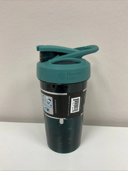 ‎BLENDERBOTTLE STRADA TRITAN 24OZ, PUSH BUTTON SLIDE TO LOCK - GREEN