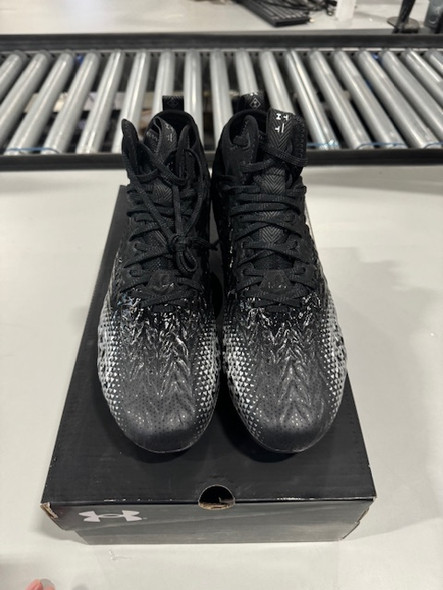 3026981 Under Armour Spotlight Clone 3.0 MC Mens Football Cleats, Size 11, Black 3026981 Under Armour Spotlight Clone 3.0 MC Mens Football Cleats, Size 11, Black