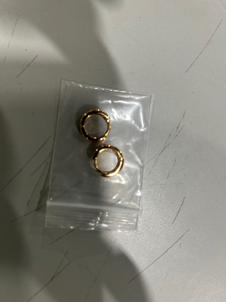 GENERIC GOLD CIRCLE EARRINGS WITH LITTLE WHITE JEWELS - GOLD GENERIC GOLD CIRCLE EARRINGS WITH LITTLE WHITE JEWELS - GOLD
