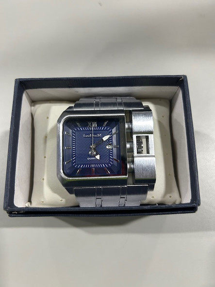 LOOKWORLD ELEGANT MEN'S QUARTZ WATCH WITH LARGE SQUARE DIAL, BLUE FACE - SILVER LOOKWORLD ELEGANT MEN'S QUARTZ WATCH WITH LARGE SQUARE DIAL, BLUE FACE - SILVER