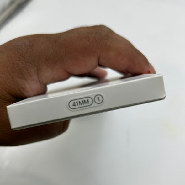 APPLE WATCH 41MM MIDNIGHT SOLO LOOP SIZE-1 - SIZE: MEN 1 WOMEN 1 - MIDNIGHT New APPLE WATCH 41MM MIDNIGHT SOLO LOOP SIZE-1 - SIZE: MEN 1 WOMEN 1 - MIDNIGHT New