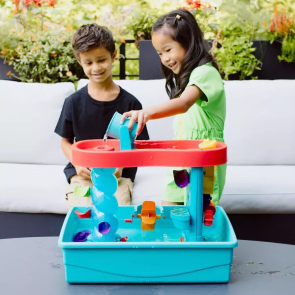 CHUCKLE & ROAR TABLETOP WATER TABLE - MULTI CHUCKLE & ROAR TABLETOP WATER TABLE - MULTI