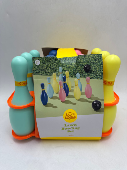 SUN SQUAD 13PC LAWN BOWLING SET