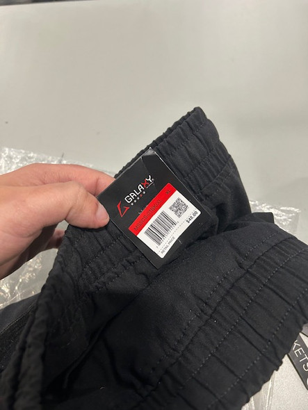GALAXY BY HARVIC XL BLACK SHORTS STRETCH CARGO POCKETS - SIZE: MEN XL - BLACK New GALAXY BY HARVIC XL BLACK SHORTS STRETCH CARGO POCKETS - SIZE: MEN XL - BLACK New