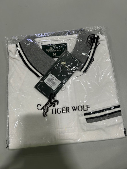 TIGER WOLF SIZE MEDIUM WHITE POLO SHIRT - SIZE: MEN M - WHITE New TIGER WOLF SIZE MEDIUM WHITE POLO SHIRT - SIZE: MEN M - WHITE New
