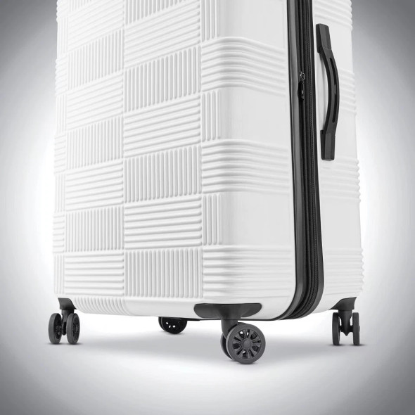AMERICAN TOURISTER NXT HARDSIDE LARGE CHECKED SPINNER SUITCASE - WHITE New AMERICAN TOURISTER NXT HARDSIDE LARGE CHECKED SPINNER SUITCASE - WHITE New