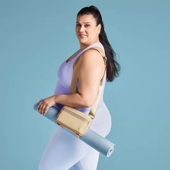 ALL IN MOTION YOGA MAT CARRIER BUCKLE CLOSURE, RECYCLED NYLON - CREAM New
