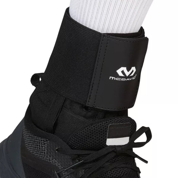 MCDAVID SPORT ANKLE BRACE - SMALL - BLACK
