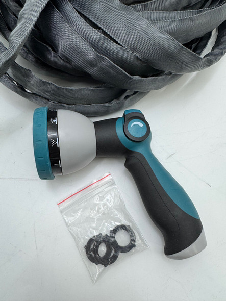 GENERIC LIGHTWEIGHT FLAT GARDEN HOSE 100FT - GRAY