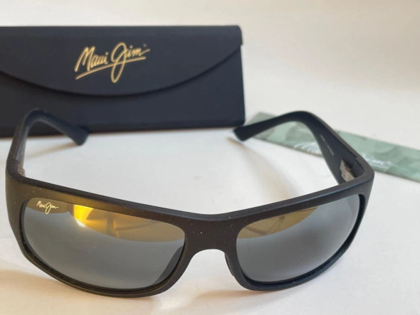 MAUI JIM LONGBOARD POLARIZED SUNGLASSES - MATTE BLACK RUBBER/GRAY 222-2M