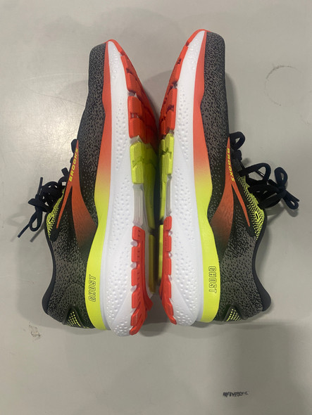 BROOKS GHOST 16 MENS RUNNING SHOES/ WIDE - SIZE: 9.5W - BLACK/MANDARIN RED/GREEN