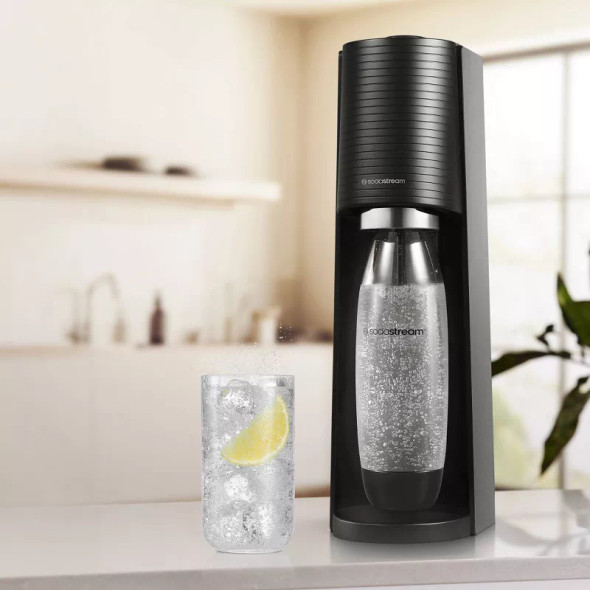SODASTREAM TERRA SPARKLING WATER MAKER WITH CO2 AND CARBONATING BOTTLE - BLACK