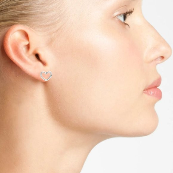 MARC BY MARC JACOBS LOVE EDGE HEART EARRING - SILVER New