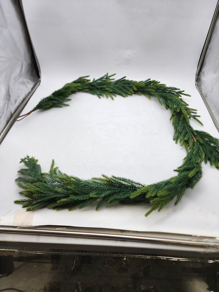 TOWPONICS 24FT（4 * 6FT）CHRISTMAS NORFOLK PINE GARLAND - Norfolk Pine