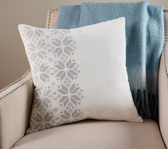 HOME REFLECTIONS EMBROIDERED VELVET FAIRISLE 20"X20" PILLOW - WHITE New