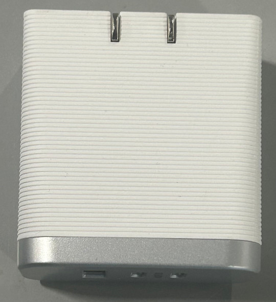 OTTERBOX PREMIUM PRO FAST CHARGE USB-C WALL CHARGER - 72W - LUNAR LIGHT