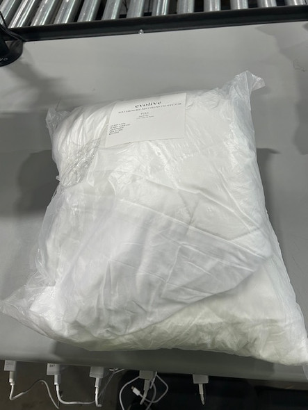 EVOLIVE FULL SIZE WATERPROOF MATTRESS PROTECTOR WHITE 54IN BY 75IN - WHITE