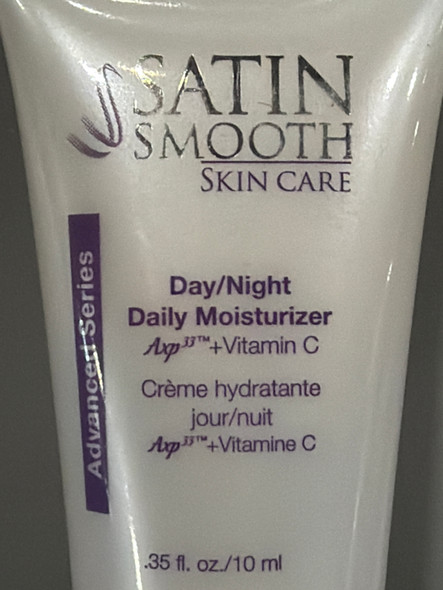 SATIN SMOOTH SKIN CARE DAY/NIGHT DAILY MOISTURIZER - WHITE New
