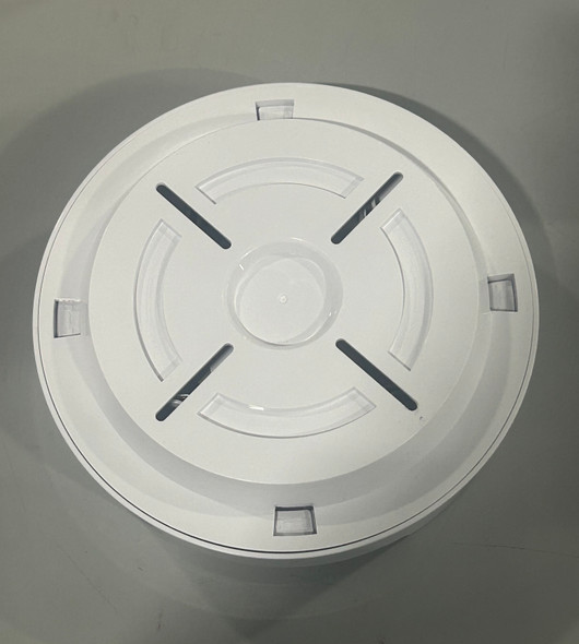 GENERIC LED MOTION SENSOR CEILING LIGHT, BATTERY POWERED WITH REMOTE - WHITE