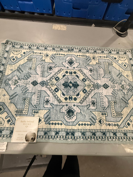 KATHY IRELAND HOME FLANNEL PLUSH AREA RUG 20"X32" - BLUE/WHITE/BEIGE New