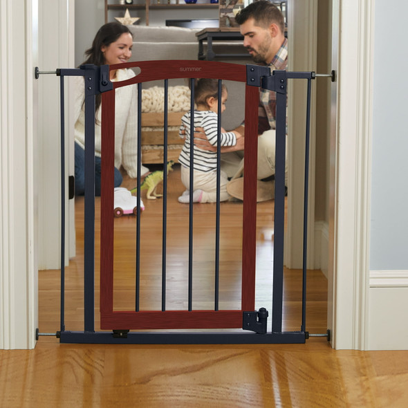 SUMMER INFANT ESSEX CRAFT SAFETY GATE - CHERRY & CHARCOAL GRAY