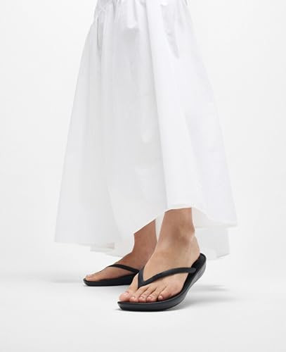 FitFlop womens iQushion Rubber Flip-Flops Contoured Footbed - SIZE 6 (EU W37)