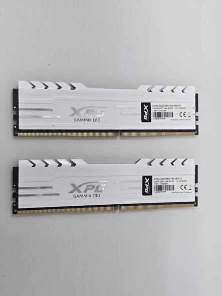 XPG GAMMIX D10 16GB (2X8GB) DDR4-3200 DESKTOP MEMORY - WHITE