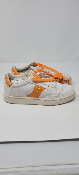 SAUCONY JAZZ COURT MENS LEATHER LIFESTYLE SHOES - SIZE: MEN 4 - WHITE/ORANGE