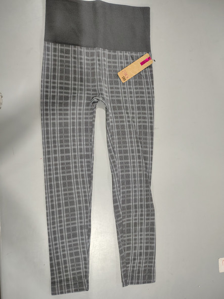 SHOSHO WOMEN'S LEGGINGS HIGH WAISTED CROP ACTIVEWEAR SIZE WOMEN M/L - GRAY PLAID