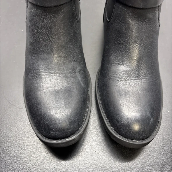 BORN WOMEN’S SADDLER BOOTS - SIZE: WOMEN 7 - BLACK