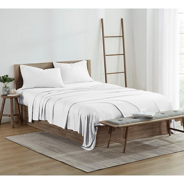 KATHY IRELAND QUEEN 300 THREAD COUNT RAYON BAMBOO 4-PIECE BED SHEET SET - WHITE