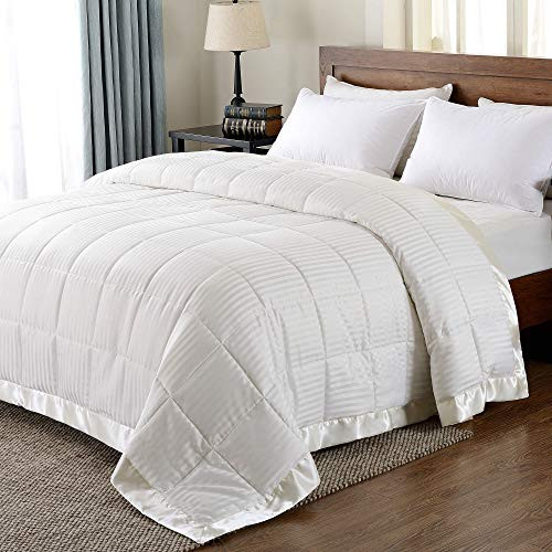Lightweight Down Alternative Blanket with Satin Trim King/Cal King Size Ivory New