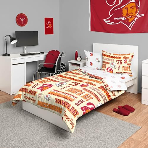 FOCO Tampa Bay Buccaneers NFL Retro Bed in a Bag Comforter B0CTJ27R5D NEW New
