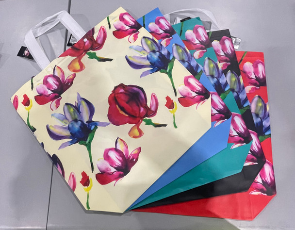 CINDY CLAIRE SHOPPING BAGS- FLORAL PATTERN 19X15 5 ASST - MULTI-COLOR New