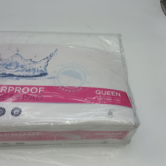 GENERIC WATERPROOF MATTRESS PAD - QUEEN - 60IN X 80IN X 12IN, POLYESTER - WHITE New