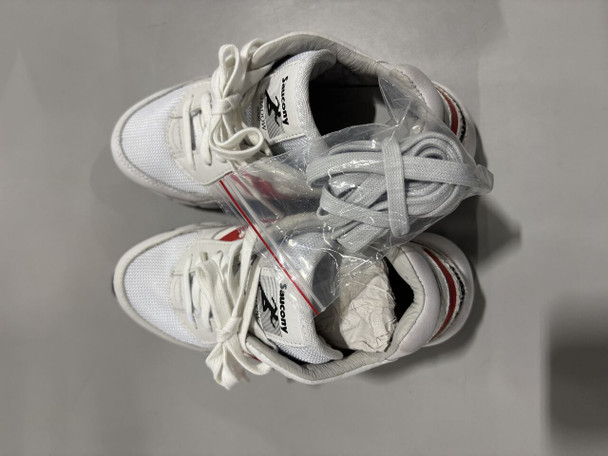 SAUCONY ORIGINALS SHADOW 6000 PREMIUM - SIZE: MEN 5 (AU/UK M4) - WHITE/RED New SAUCONY ORIGINALS SHADOW 6000 PREMIUM - SIZE: MEN 5 (AU/UK M4) - WHITE/RED New