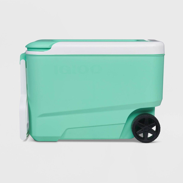 IGLOO WHEELIE COOL 38QT ROLLING COOLER - MINT