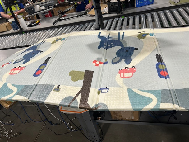 YOOVEE FOLDABLE BABY PLAY MAT 70" BY 73" DEER, TREES, TRAFFIC LIGHTS - MULTI