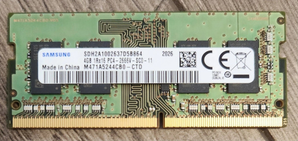 SAMSUNG 4GB SO-DIMM DDR4 SD RAM MEMORY - GREEN