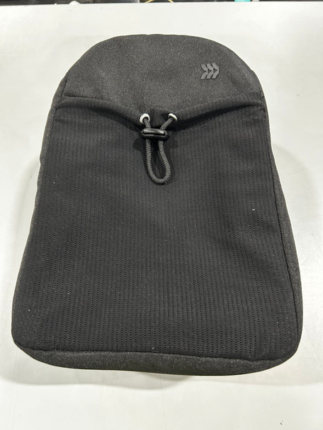 ALL IN MOTION SPORTY LUNCH TOTE - BLACK New