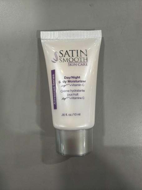 SATIN SMOOTH SKIN CARE DAY/NIGHT DAILY MOISTURIZER - WHITE New