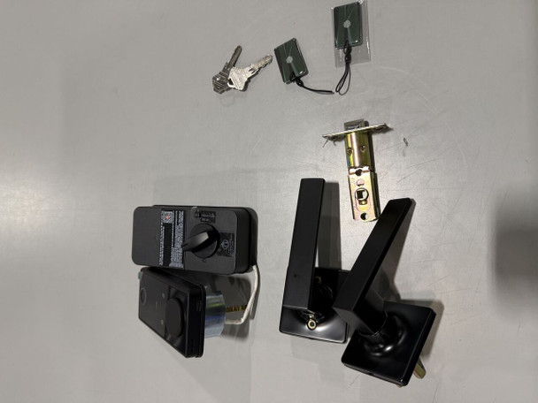 SNUGSPOT WIFI FINGERPRINT SMART LOCK W/APP CONTROL - BLACK