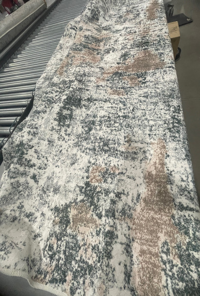 GENERIC LIVING ROOM AREA RUG 5FT X 7FT - GREEN/WHITE/BROWN