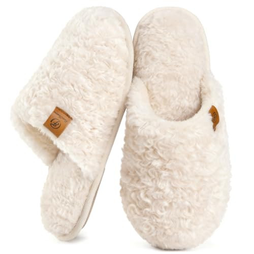 EVERFOAMS WOMEN'S FUZZY SLIP-ON SLIPPERS SIZE W9-10 CREAM WHITE